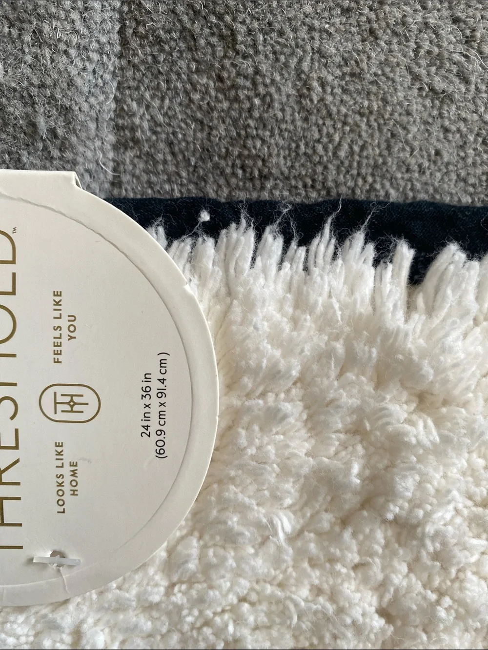 NWT Threshold Ivory and black border Bath Rug